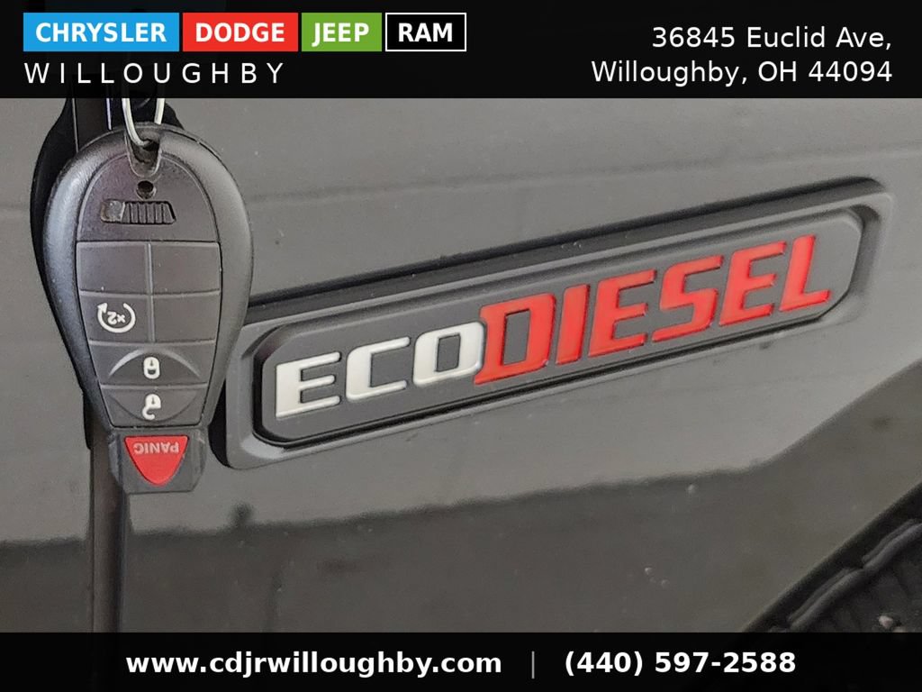 Used 2019 RAM 1500 Classic SLT w/ Black Appearance Group AWD/4WD image 46