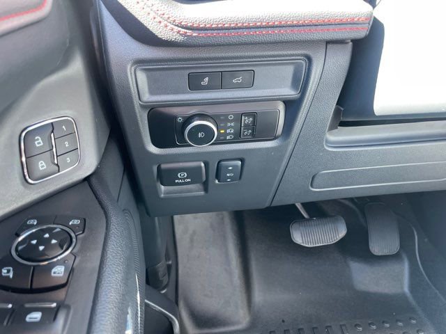 Used 2024 Ford Expedition Max Limited image 13