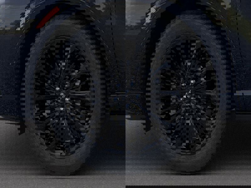 New 2023 Lincoln Corsair Reserve w/ Equipment Group 202A image 19