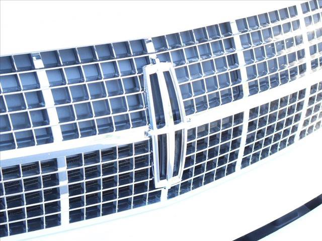 Used 2009 Lincoln MKX 2WD image 28