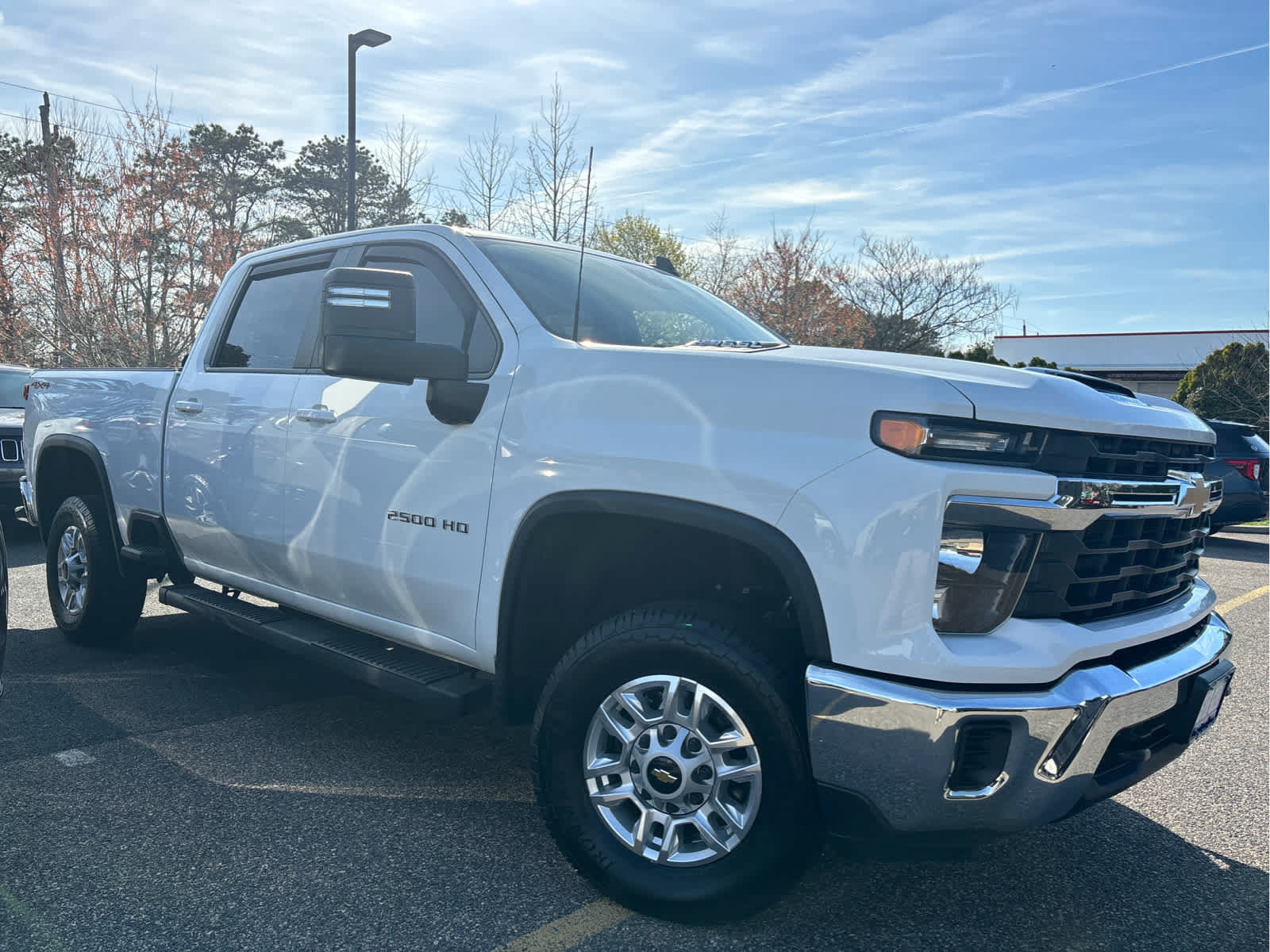 Certified 2024 Chevrolet Silverado 2500 LT AWD/4WD image 4