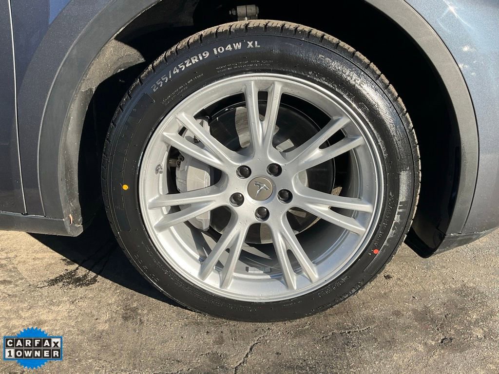 Used 2023 Tesla Model Y Long Range image 87
