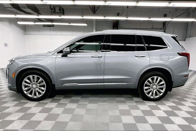 Used 2023 Cadillac XT6 Premium Luxury w/ Technology Package image 14