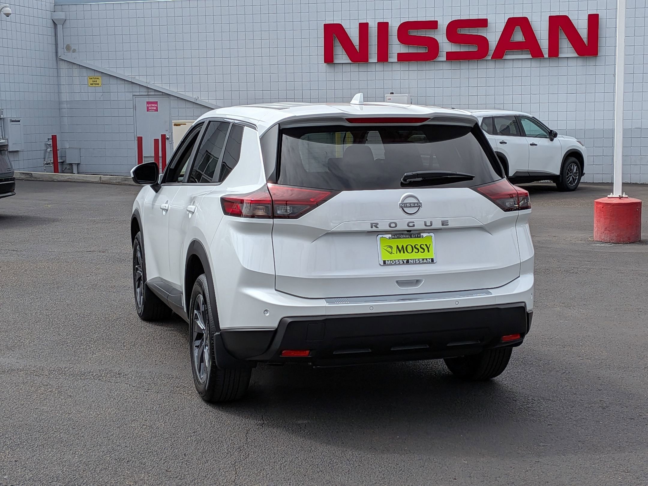 New 2026 Nissan Rogue SV image 7