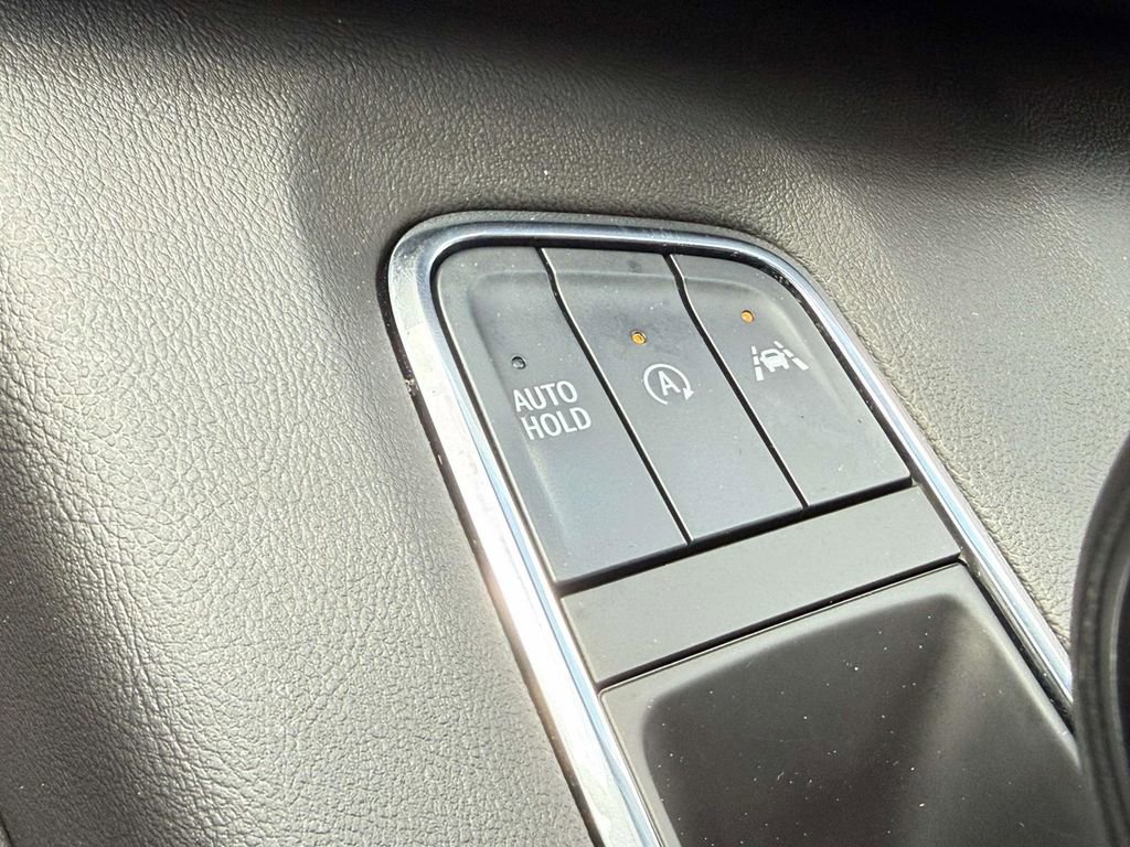 Used 2024 Cadillac Escalade ESV Luxury AWD/4WD image 61