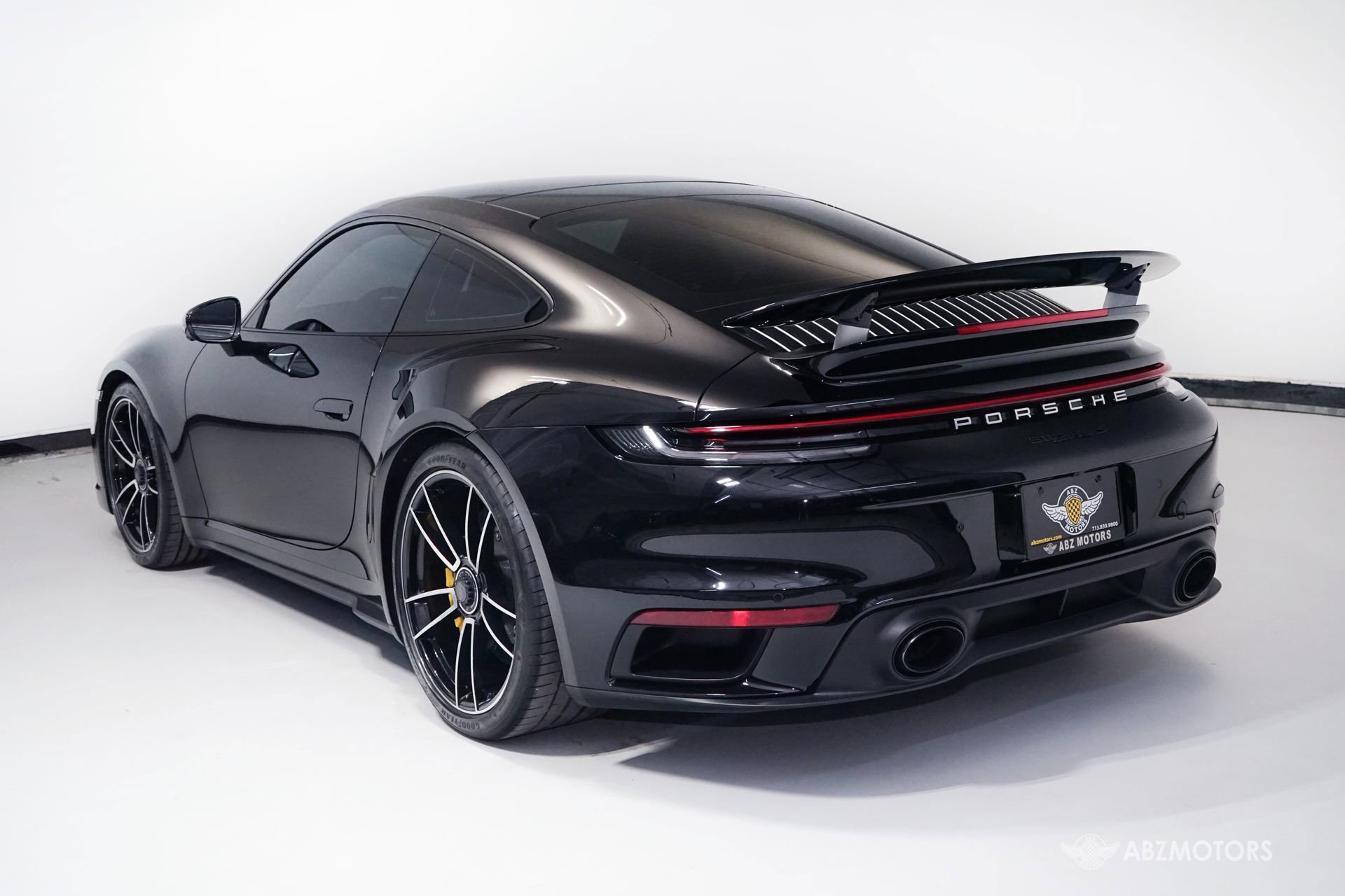 Used 2021 Porsche 911 Turbo S AWD/4WD image 7