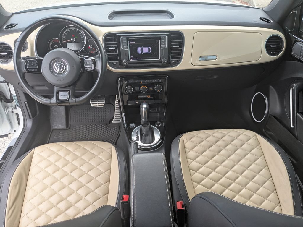 Used 2019 Volkswagen Beetle 2.0T Final Edition SEL FWD image 19