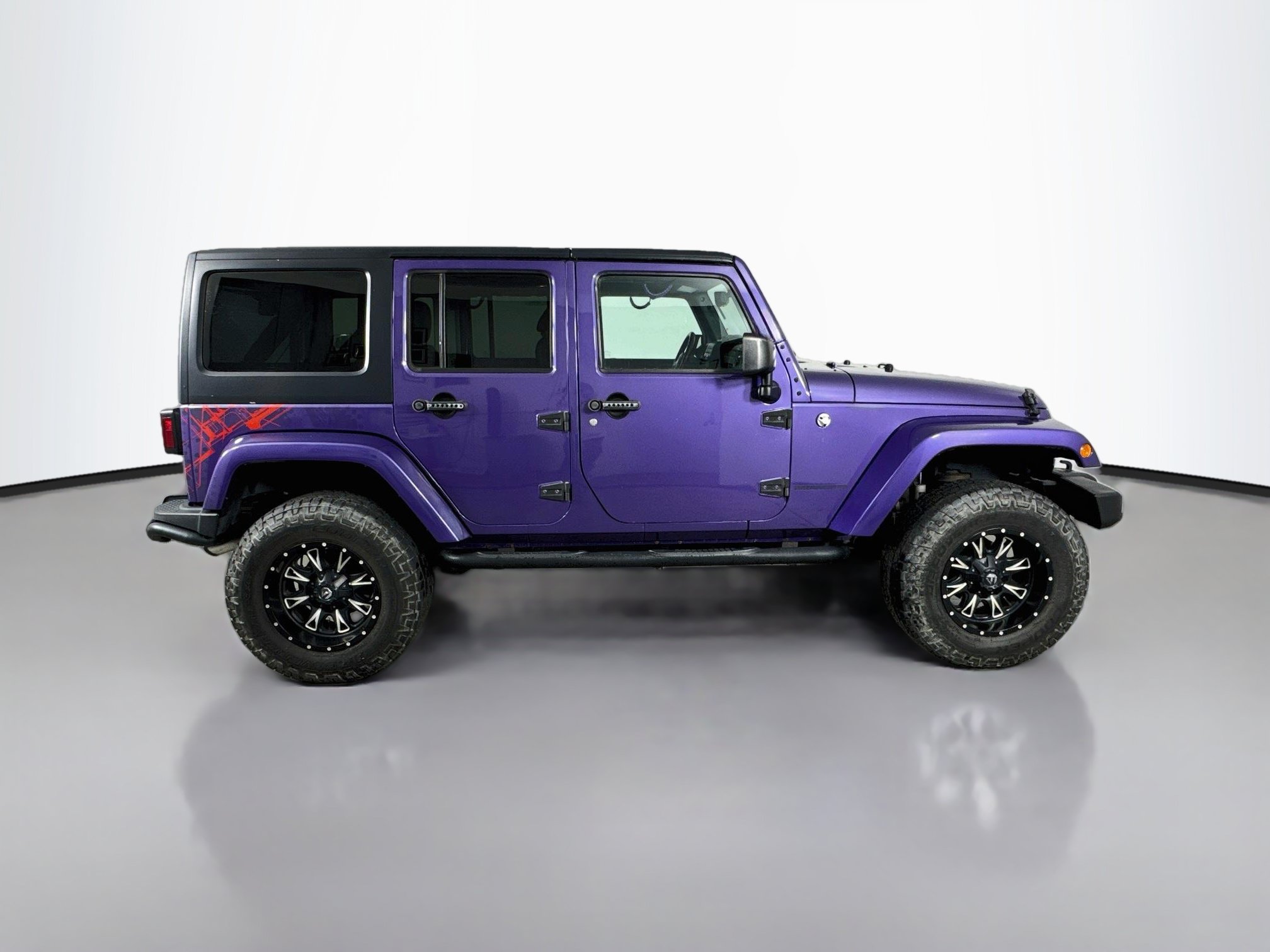 Used 2016 Jeep Wrangler Unlimited Sahara AWD/4WD image 8