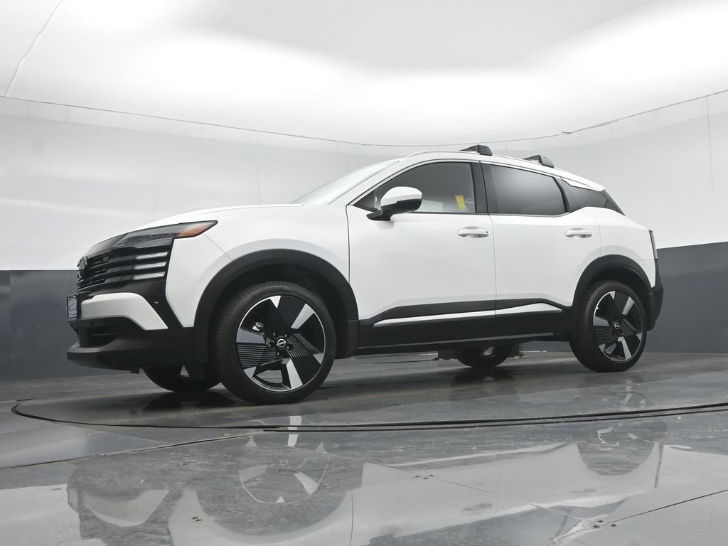 Used 2025 Nissan Kicks SR FWD image 49