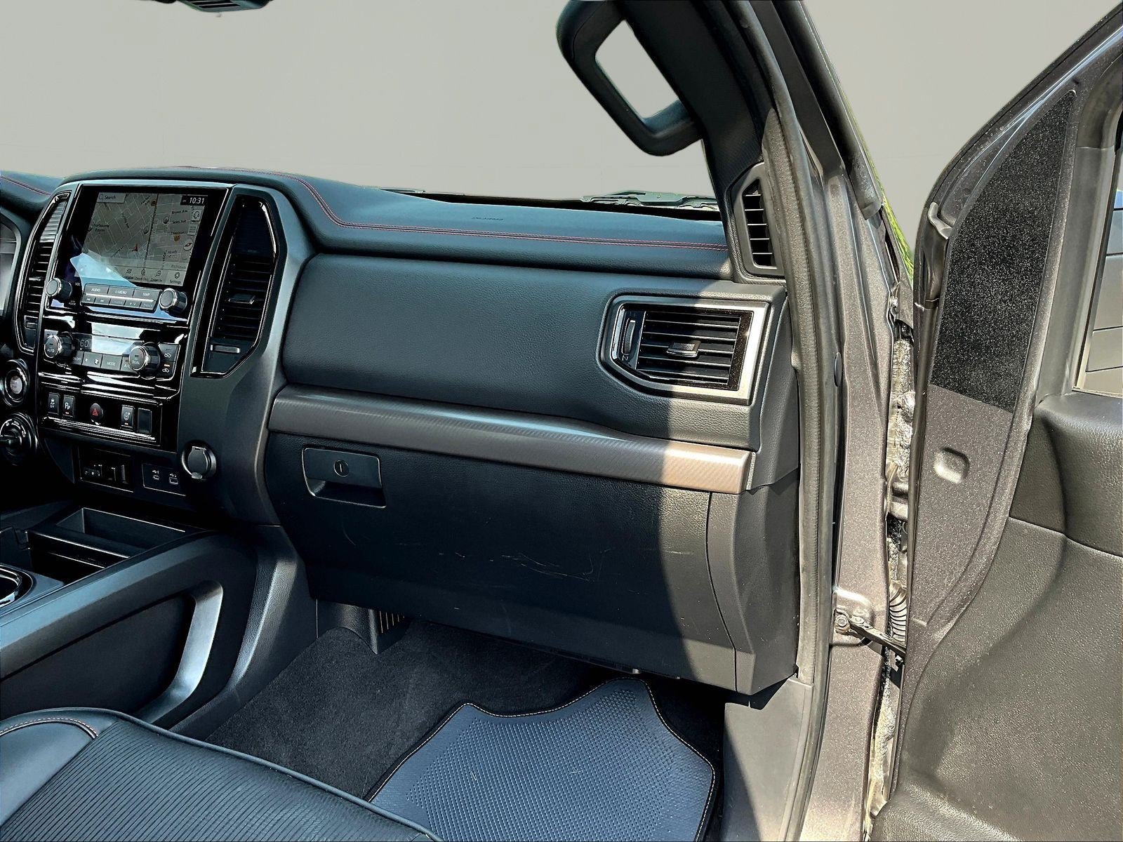 Certified 2024 Nissan Titan PRO-4X AWD/4WD image 26