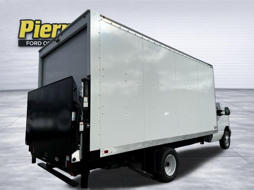 New 2026 Ford E-450 and Econoline 450 Super Duty w/ Power Equipment Group RWD image 8