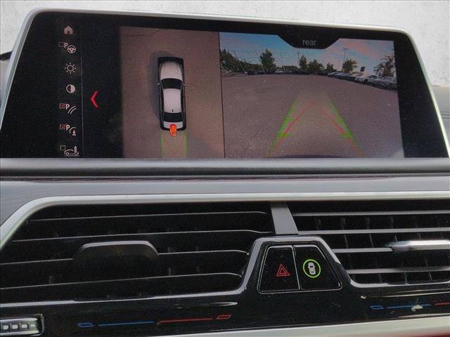 Used 2019 BMW 750i xDrive w/ Executive Package AWD/4WD image 14