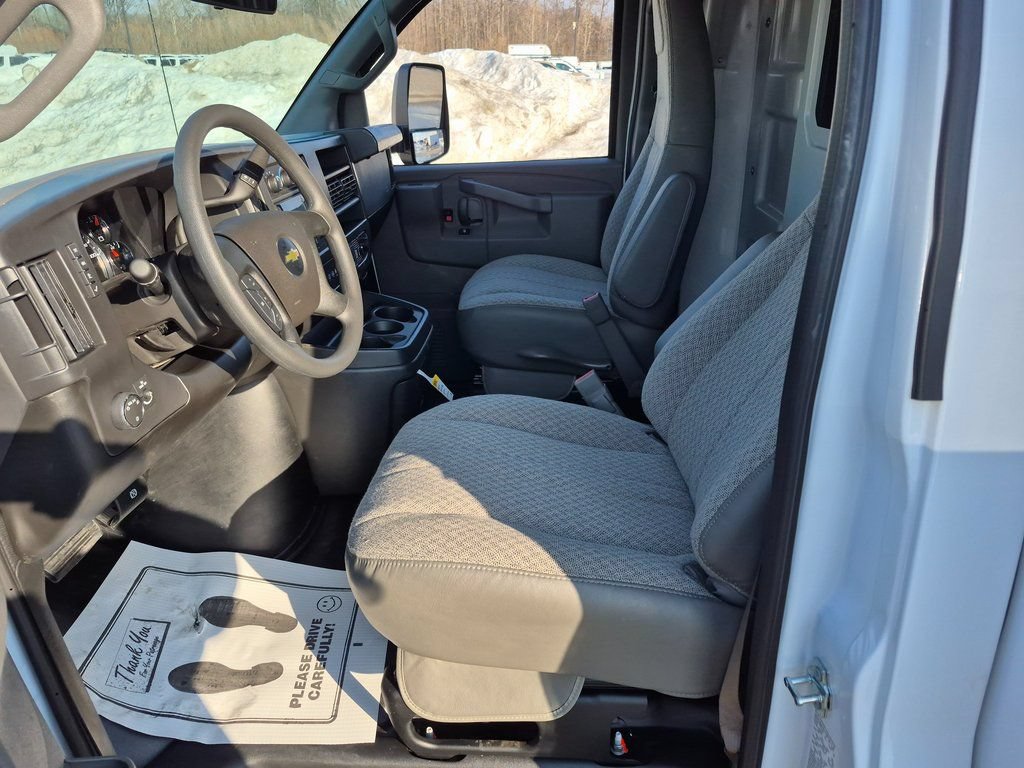 New 2025 Chevrolet Express 3500 w/ Power Convenience Package RWD image 9