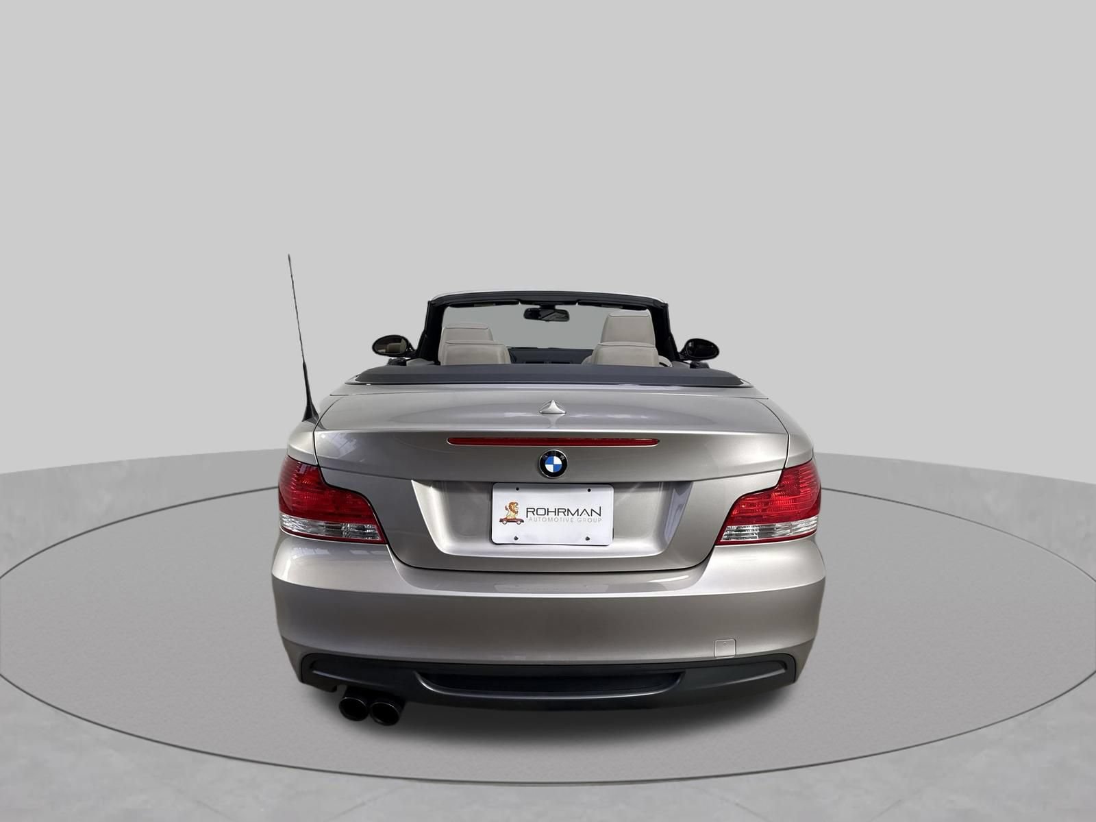 Used 2009 BMW 135i Convertible RWD image 30