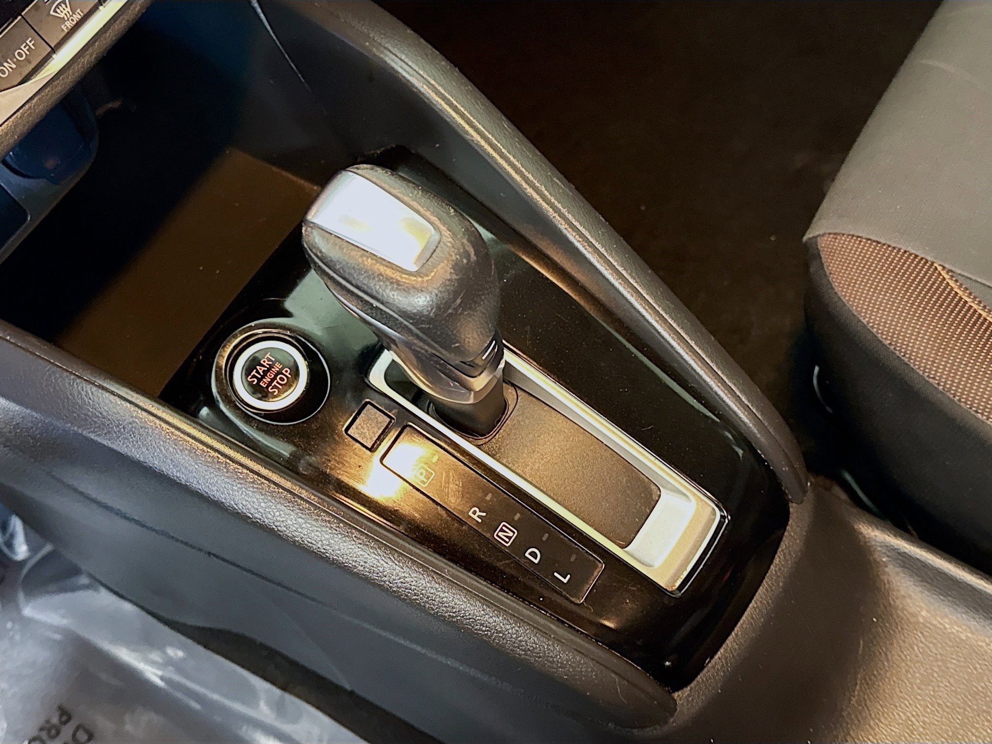 Used 2020 Nissan Versa SR image 20