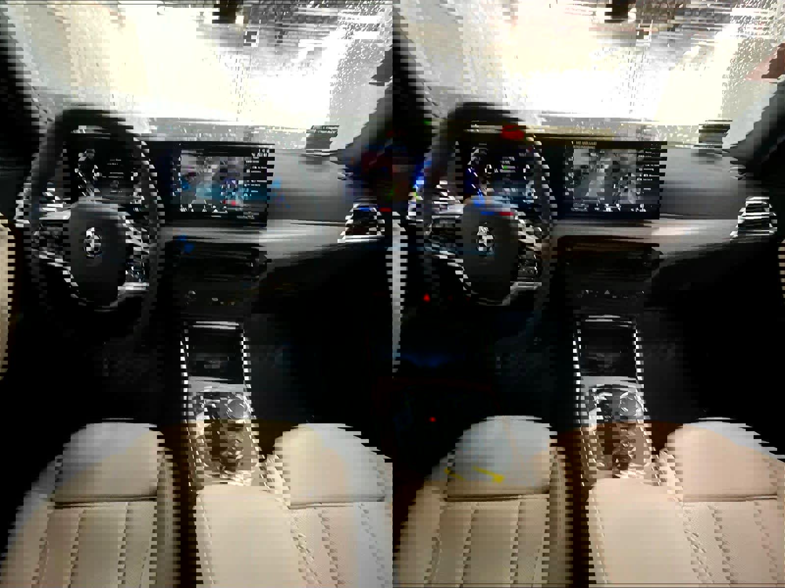 Used 2025 BMW 230i Coupe w/ Premium Package image 16