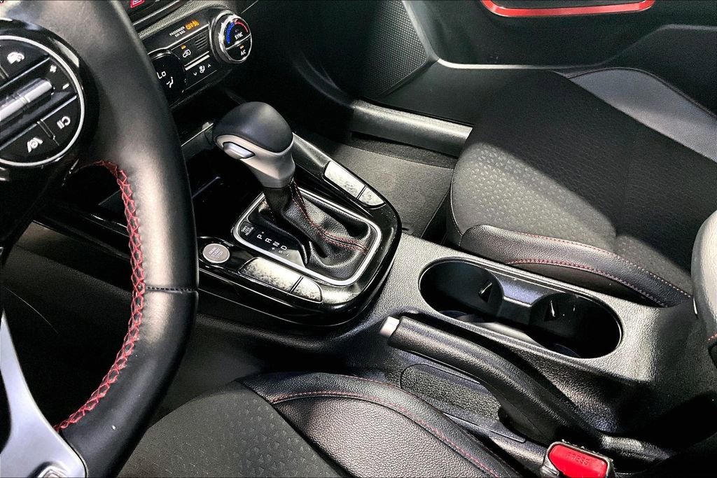Used 2025 Kia Soul GT-Line image 17