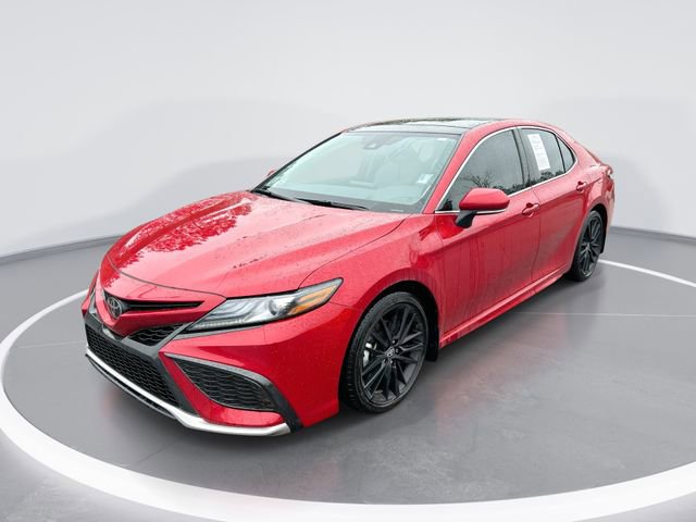 Used 2024 Toyota Camry XSE FWD image 1