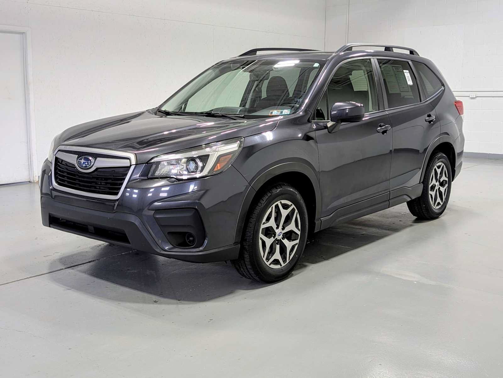 Used 2019 Subaru Forester Premium w/ Popular Package #1 AWD/4WD image 1