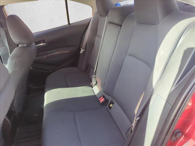 Used 2021 Toyota Corolla LE image 16
