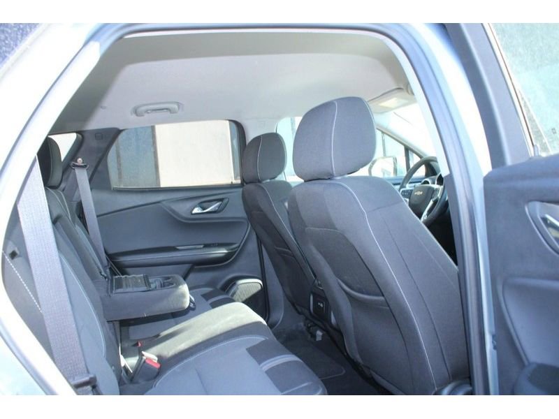 Used 2025 Chevrolet Blazer LT image 11