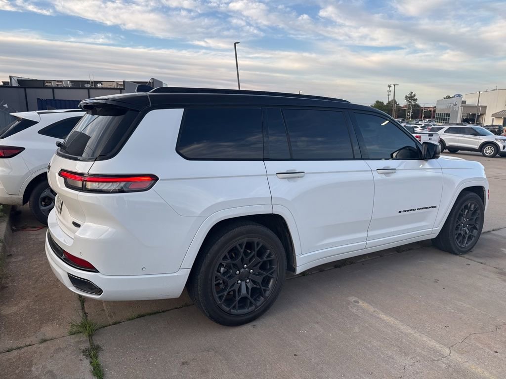 Used 2024 Jeep Grand Cherokee L Summit image 5