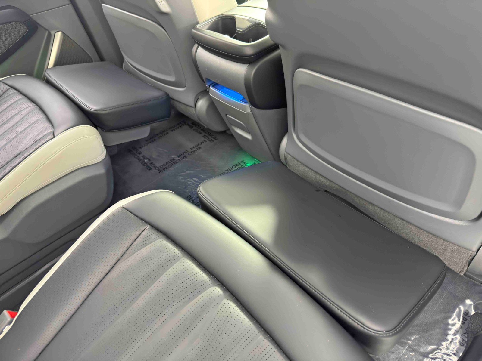 Used 2025 Kia EV9 GT-Line image 46