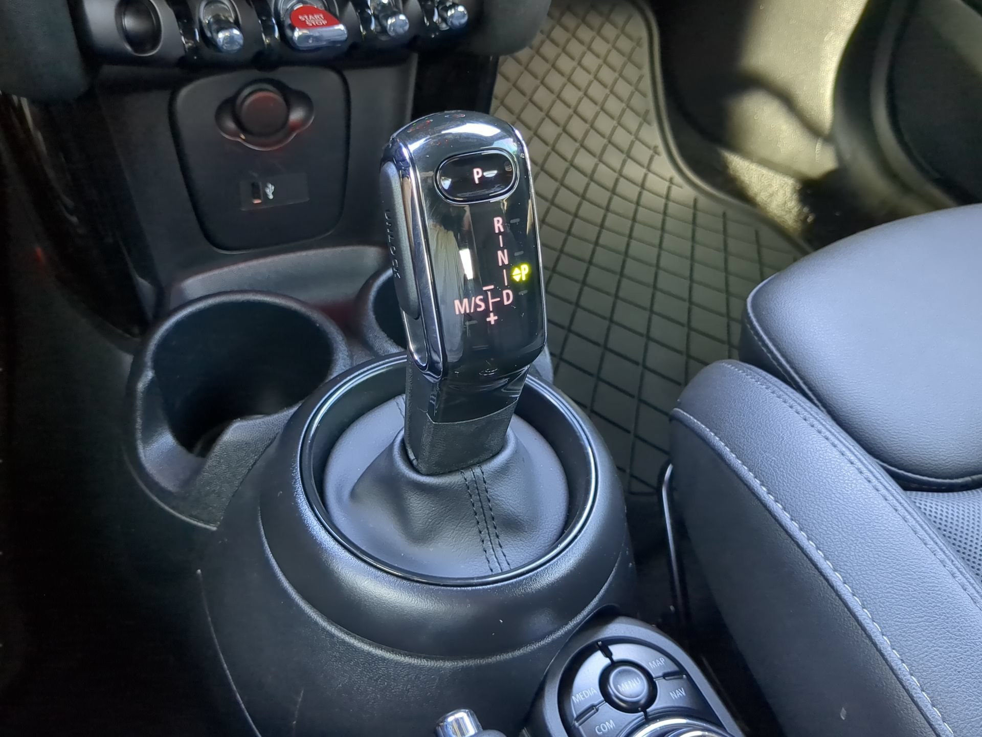 Used 2024 MINI Cooper S FWD image 62