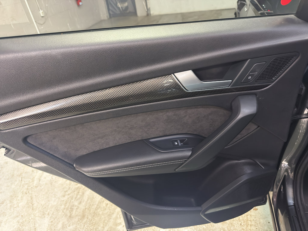 Used 2018 Audi SQ5 Premium Plus w/ S Sport Package AWD/4WD image 28