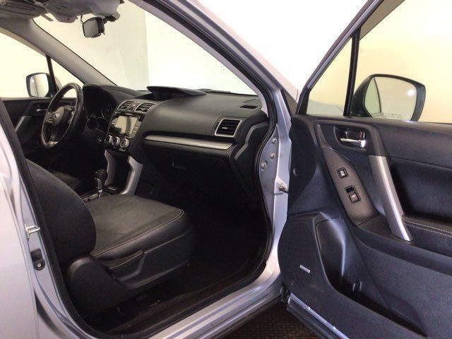 Used 2016 Subaru Forester 2.5i Limited AWD/4WD image 12