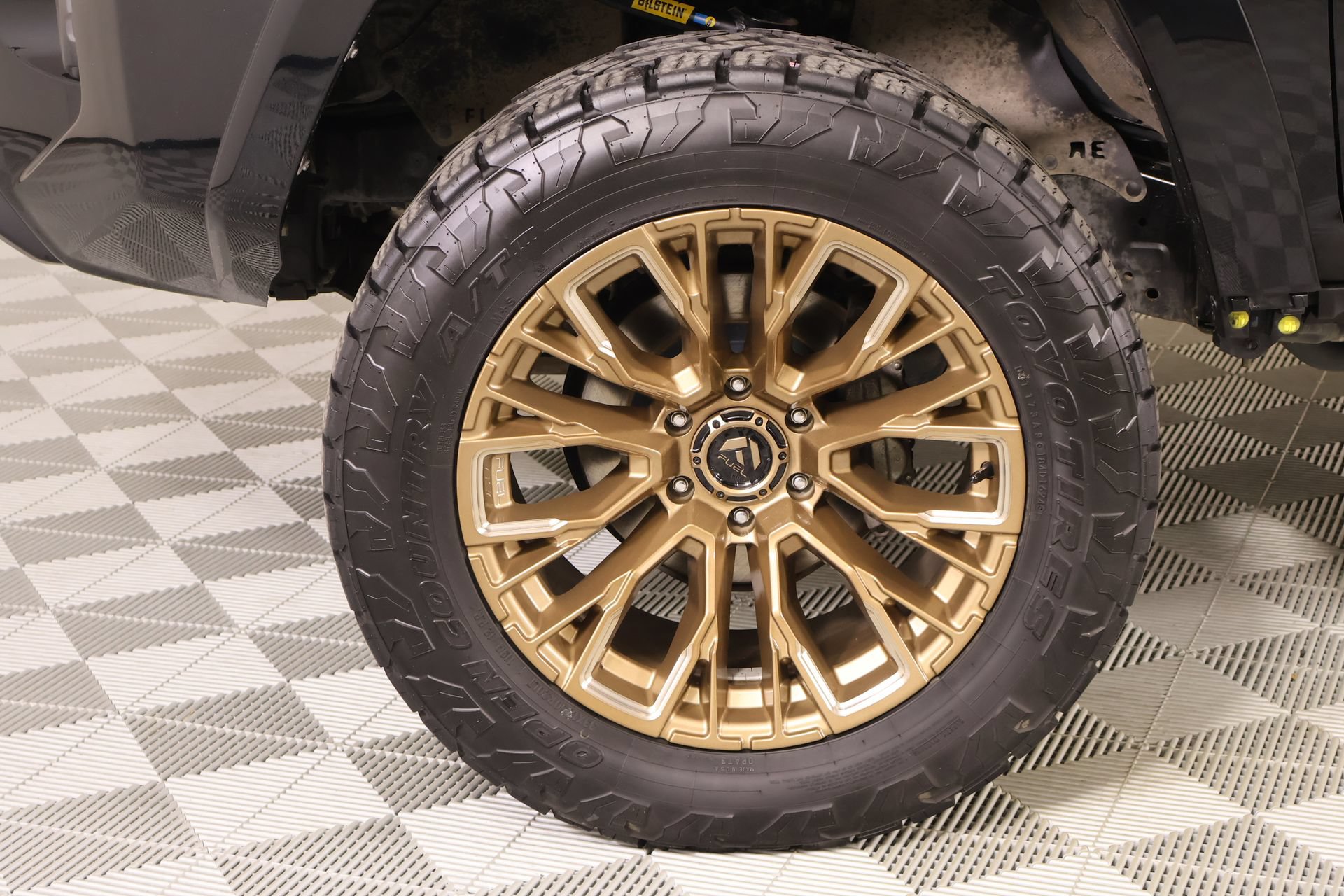 Used 2022 Toyota 4Runner TRD Off-Road Premium AWD/4WD image 19