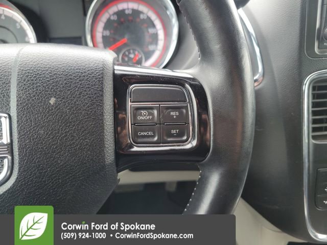 Used 2018 Dodge Grand Caravan SXT image 23