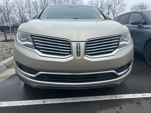 Used 2017 Lincoln MKX Reserve w/ Lincoln MKX Climate Package image 2