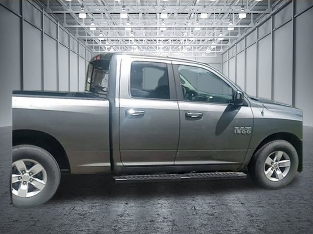 Used 2013 RAM 1500 Classic SLT w/ Premium Display Pkg RWD image 4