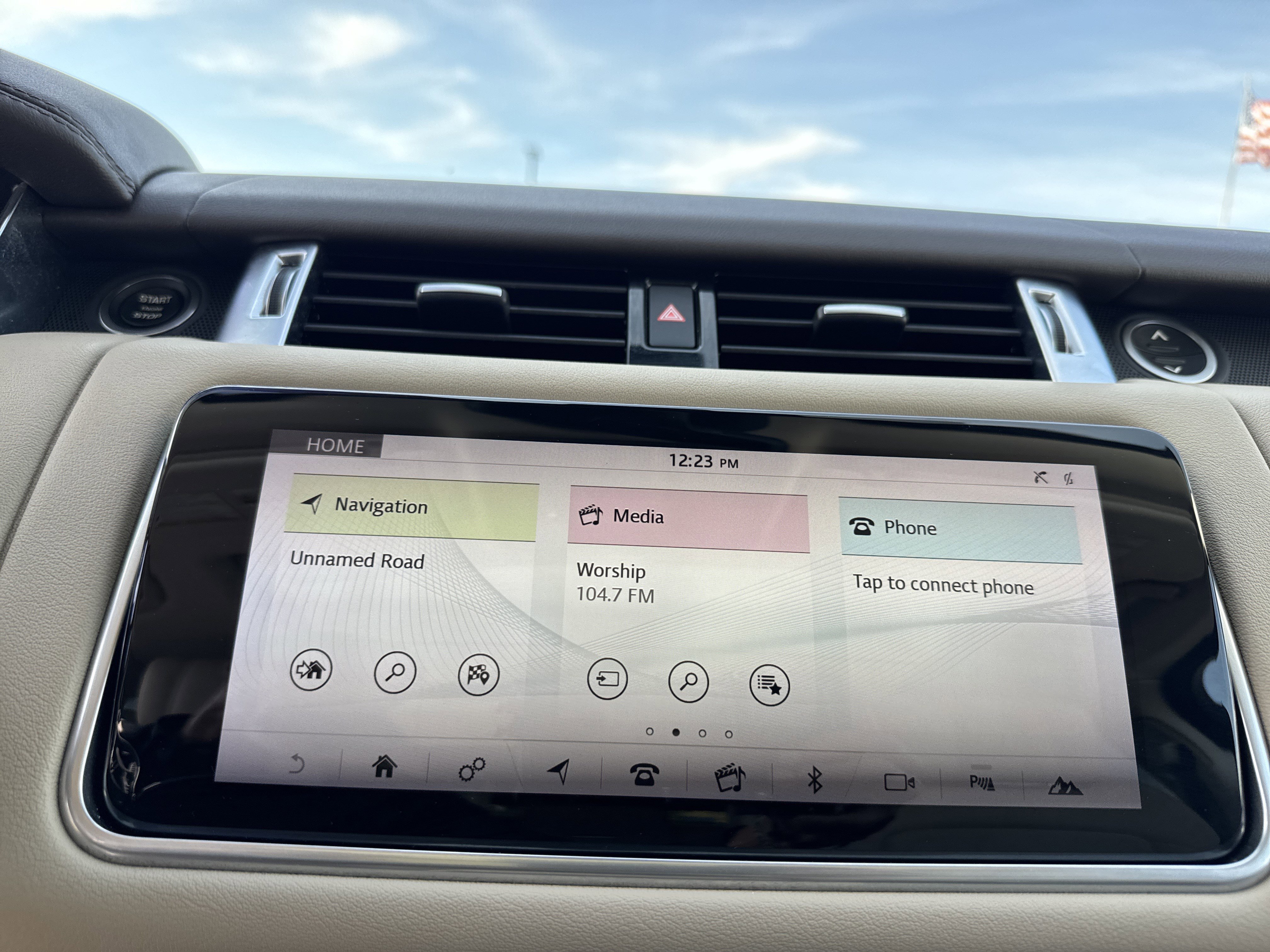 Used 2019 Land Rover Range Rover Sport HSE image 24