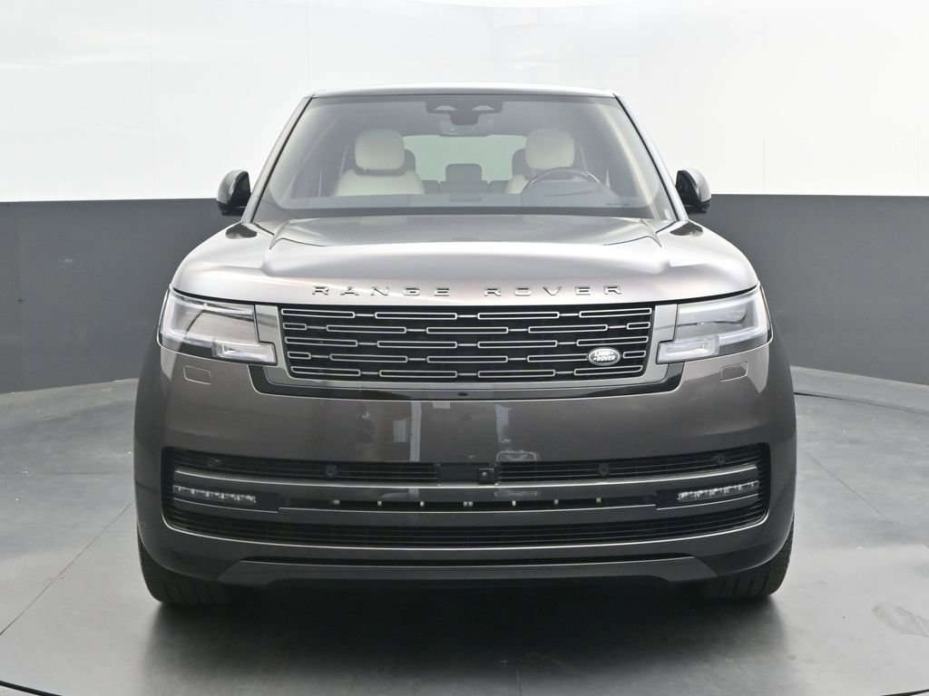 New 2026 Land Rover Range Rover Long Wheelbase SE AWD/4WD image 10