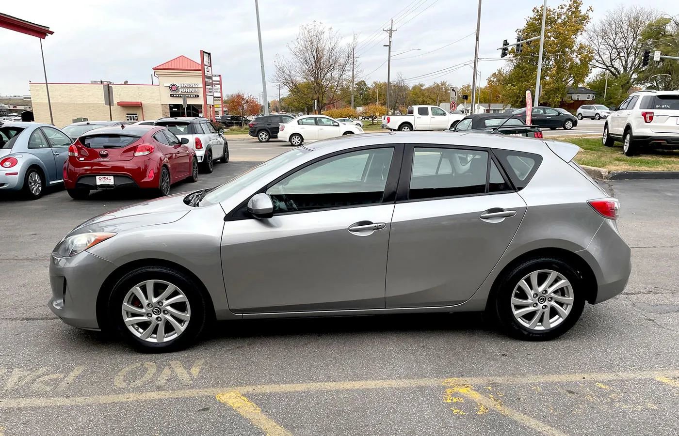 Used 2013 MAZDA MAZDA3 i Touring image 3