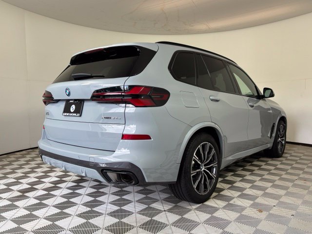 Used 2024 BMW X5 xDrive50e w/ Executive Package AWD/4WD image 7