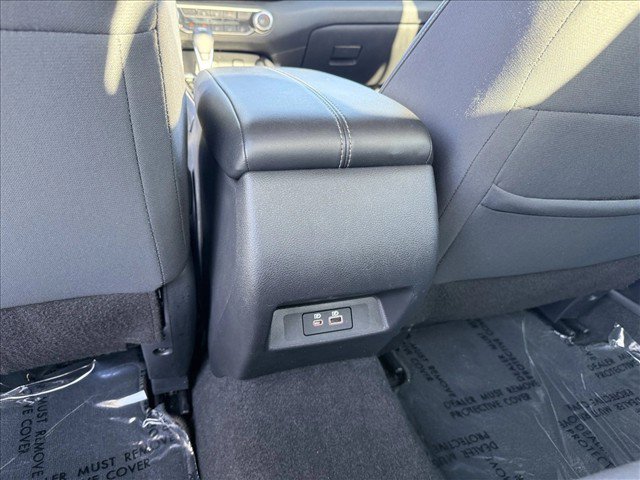 Used 2025 Nissan Altima 2.5 SV FWD image 23