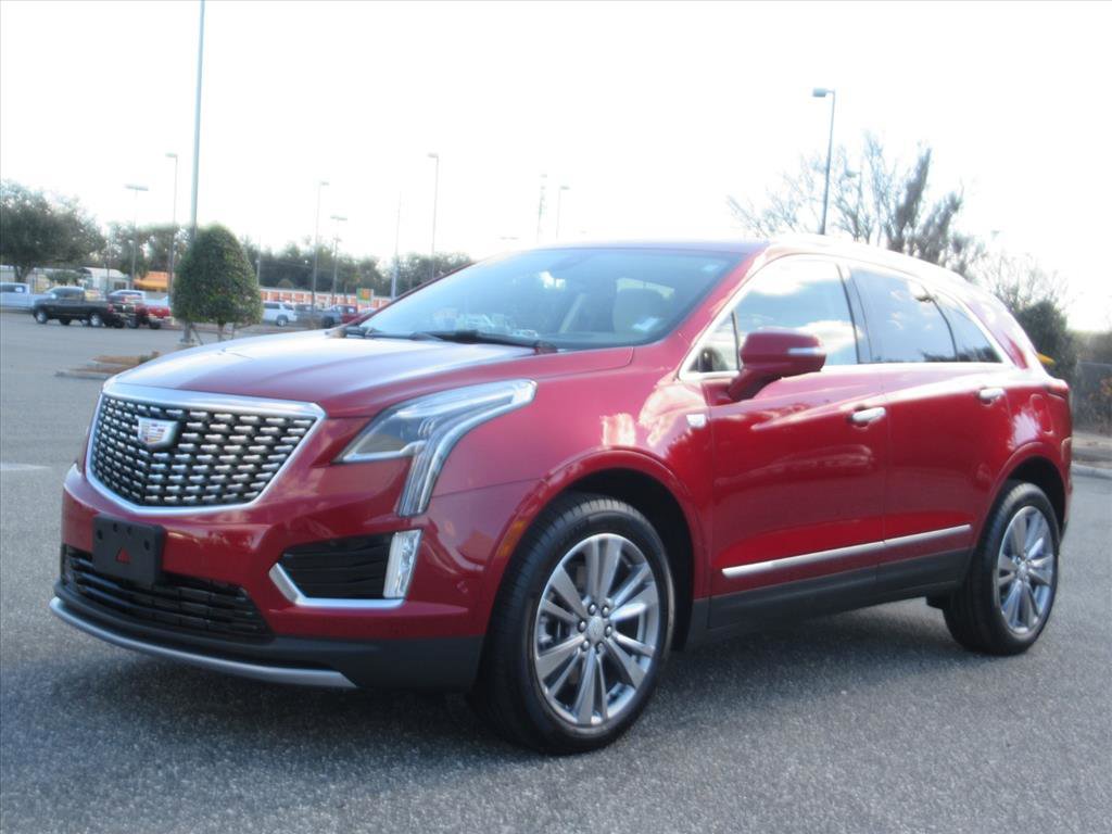 Used 2024 Cadillac XT5 Premium Luxury w/ Technology Package image 3