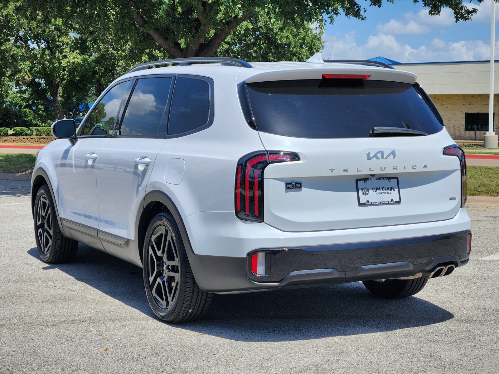 Used 2024 Kia Telluride SX X-Line AWD/4WD image 4