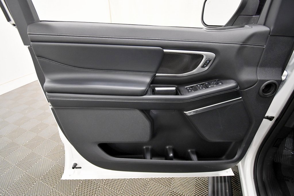 Used 2025 Ford Expedition Max Platinum w/ Stealth Performance Package image 14