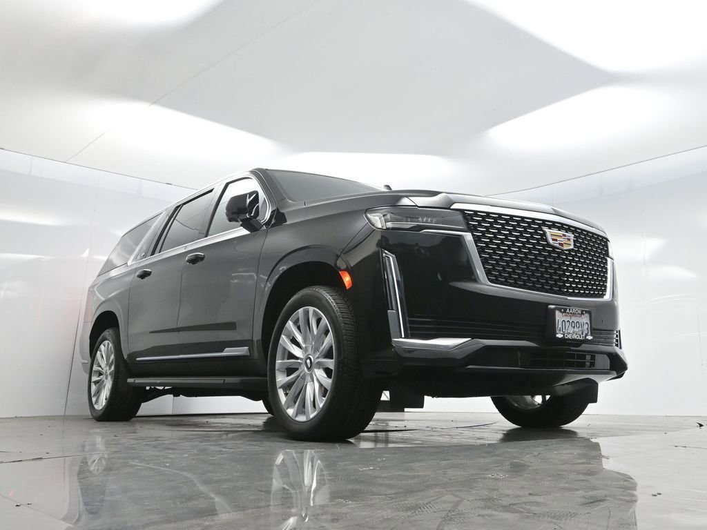 Used 2023 Cadillac Escalade ESV Luxury image 78