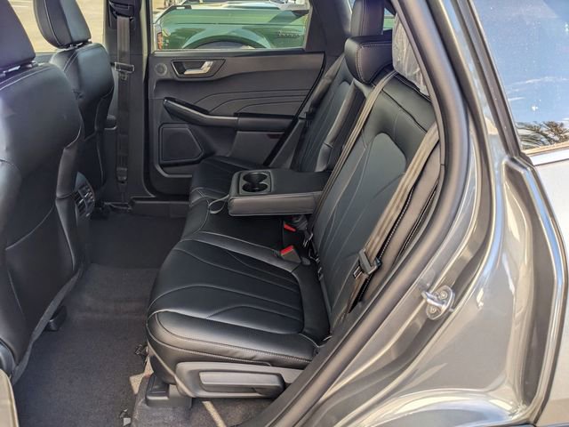 New 2026 Ford Escape SE w/ PHEV Premium Package image 12