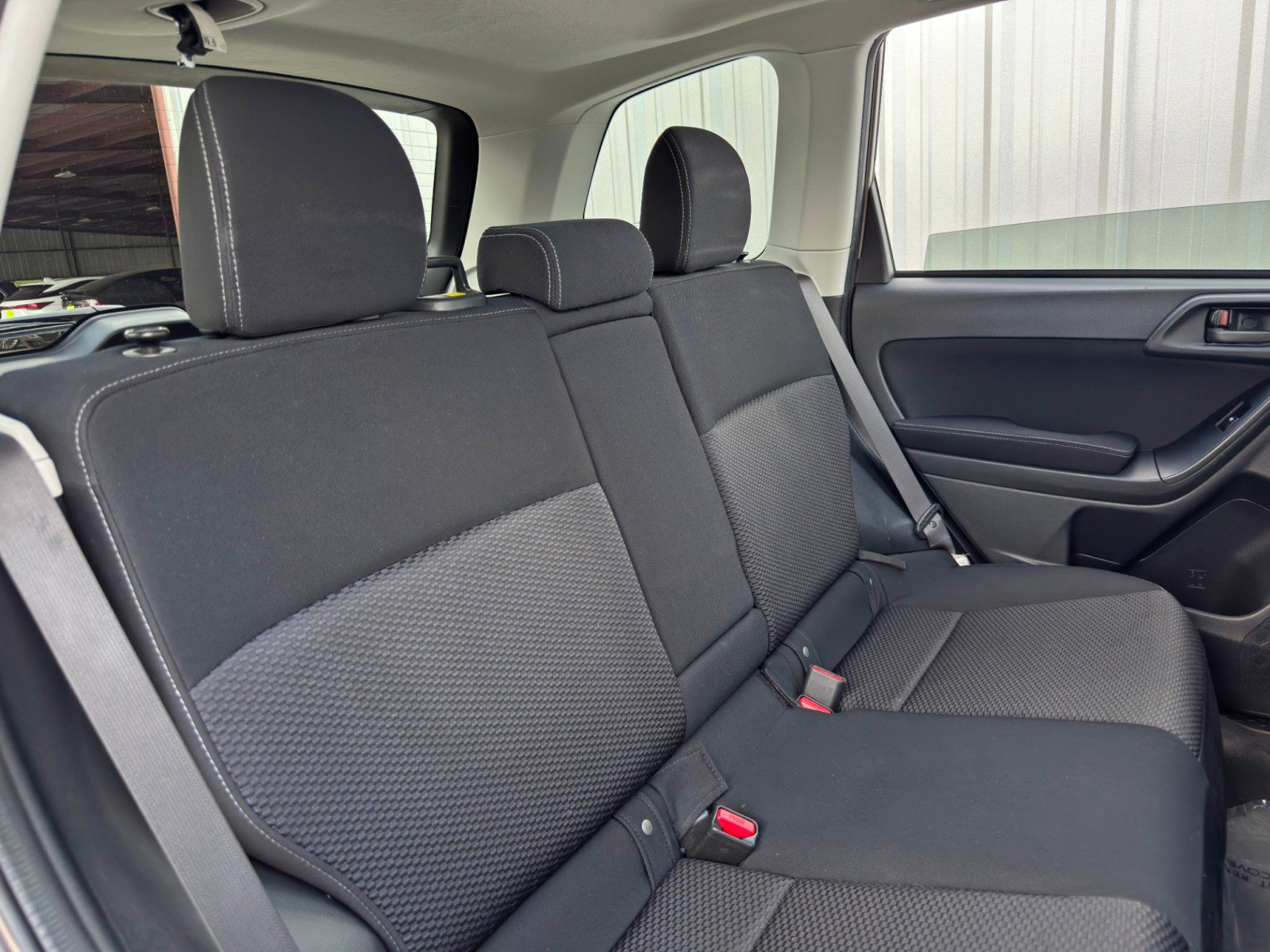 Used 2015 Subaru Forester 2.5i Premium w/ All-Weather Package image 33