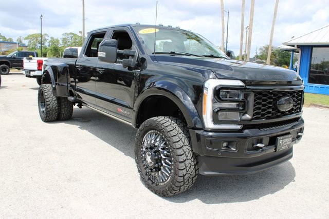 Used 2023 Ford F450 Platinum w/ FX4 Off-Road Package image 16