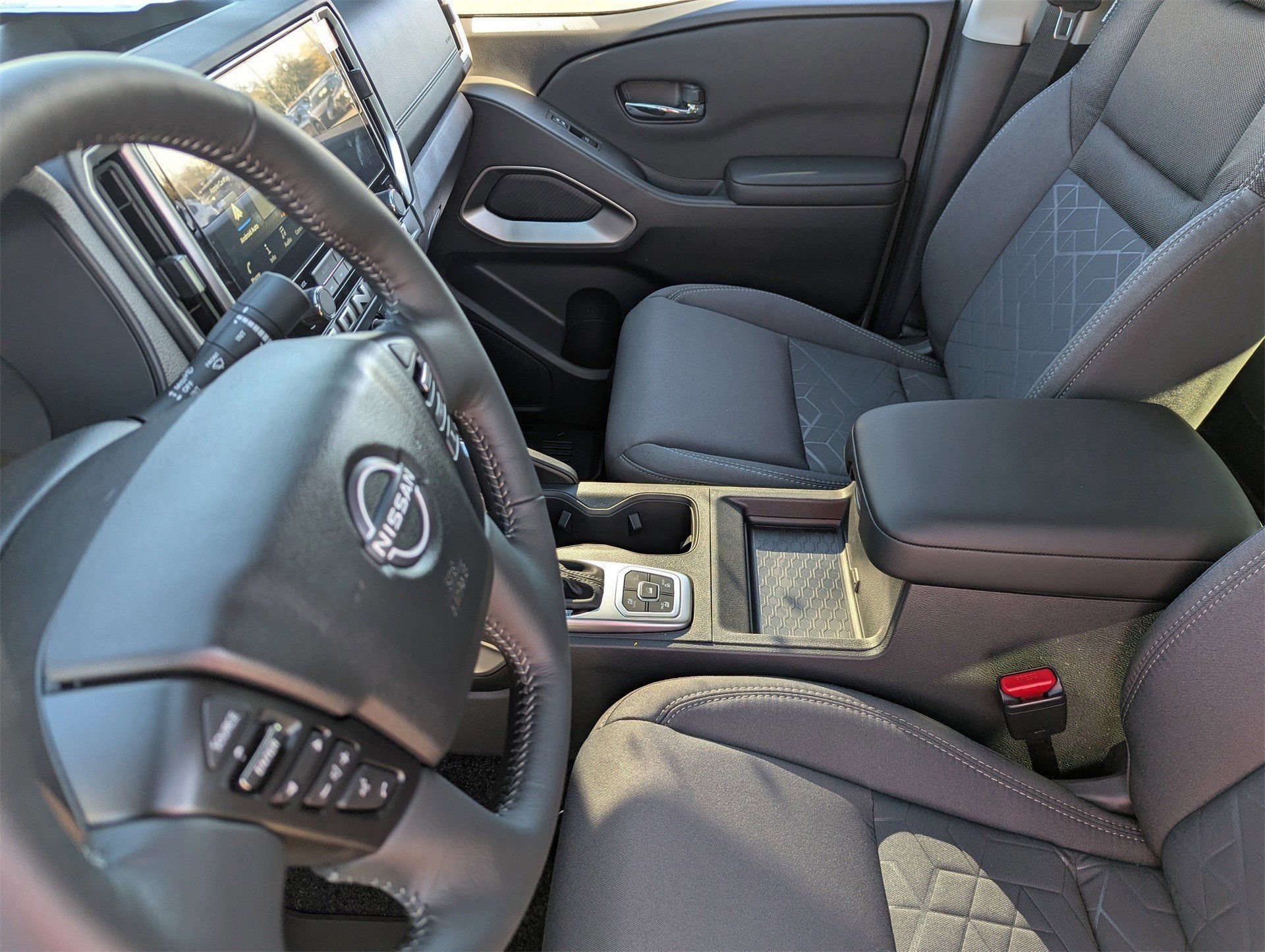 New 2026 Nissan Frontier SV w/ All-Weather Content Package AWD/4WD image 11