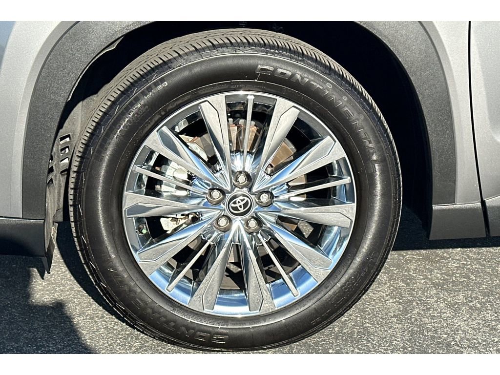 Certified 2025 Toyota Grand Highlander AWD image 34