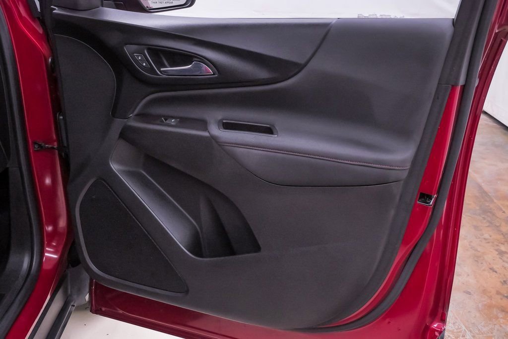 Used 2022 Chevrolet Equinox RS image 33