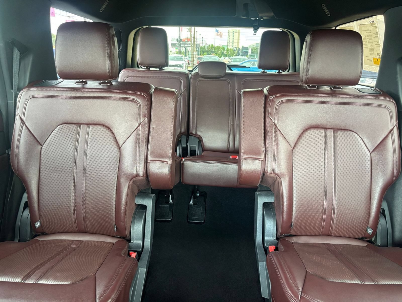 Used 2024 Ford Expedition Limited RWD image 42